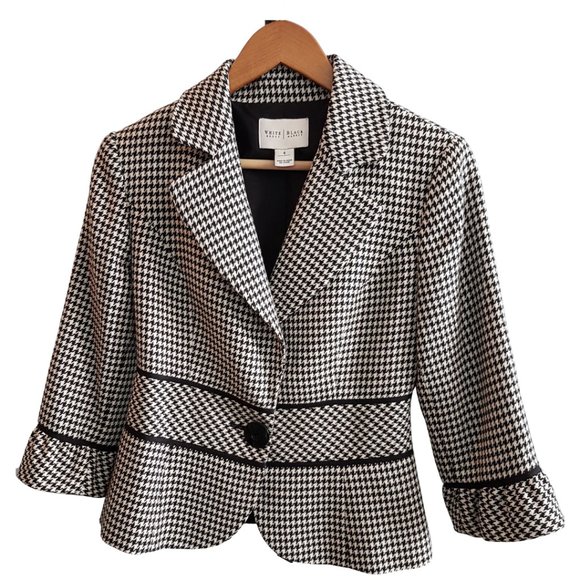 White House Black Market Jackets & Blazers - WHBM Houndstooth Cropped Blazer
